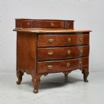 1364 7042 CHEST OF DRAWERS